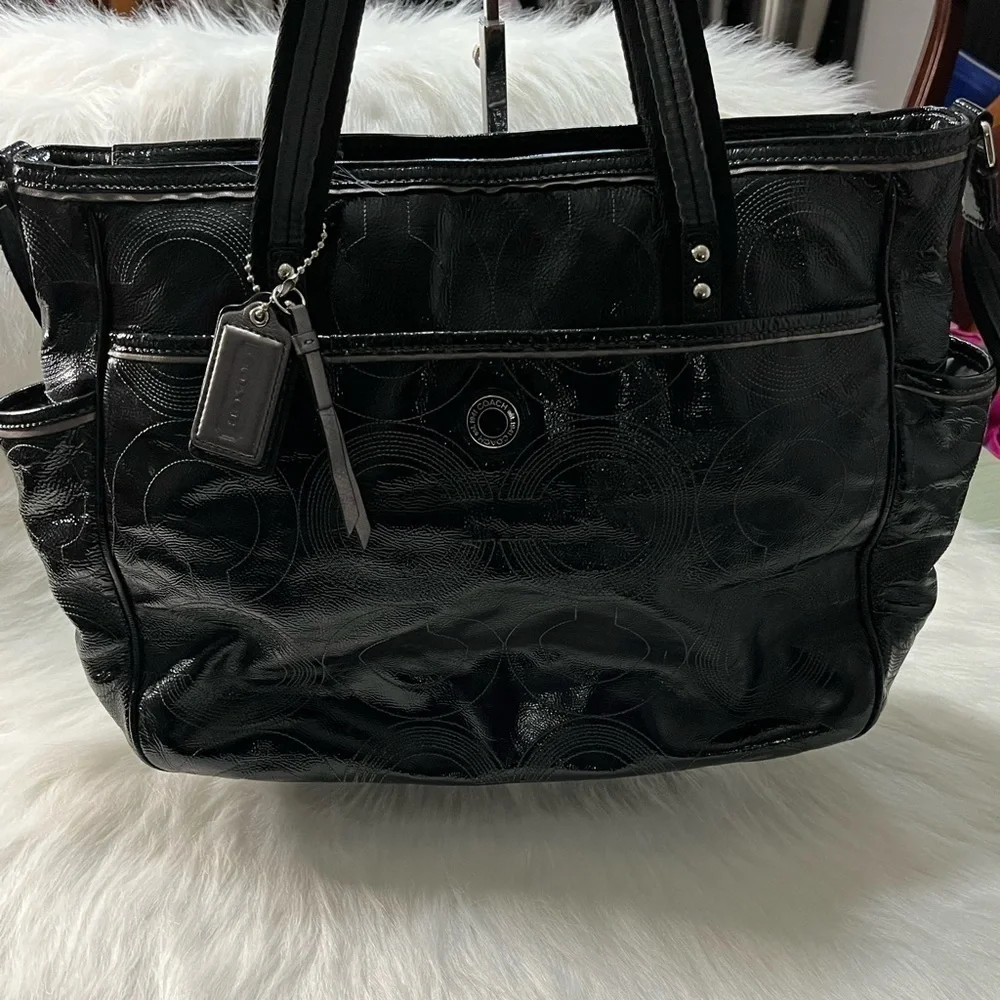 Coach Signature Black Patent Leather Baby Diaper Tote Shoulder Bag F17940 XL Bag